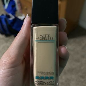 maybelline foundation classic/ivory